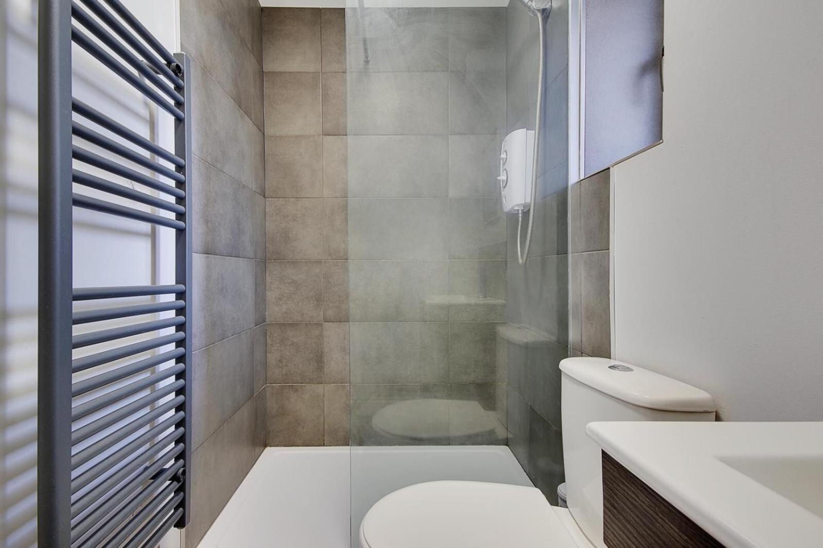 Ashley Road Apartments Poole Ngoại thất bức ảnh